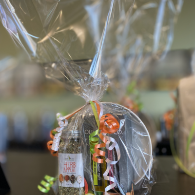 Ideal Bread Dipper Gift Set with Olio di Oliva Dipping Plate